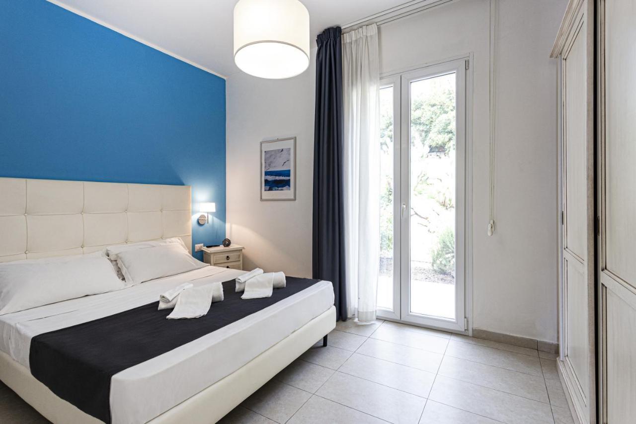 Small Luxury Apartments Pool And Sea View - Stella Del Mare Fontane Bianche Luaran gambar