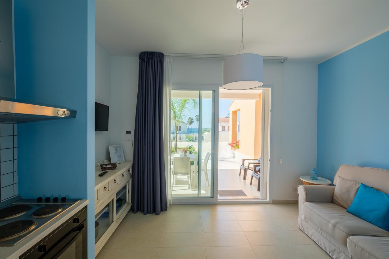 Small Luxury Apartments Pool And Sea View - Stella Del Mare Fontane Bianche Luaran gambar